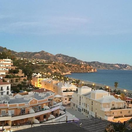 Valparaiso - Burriana Beach Nerja Buitenkant foto